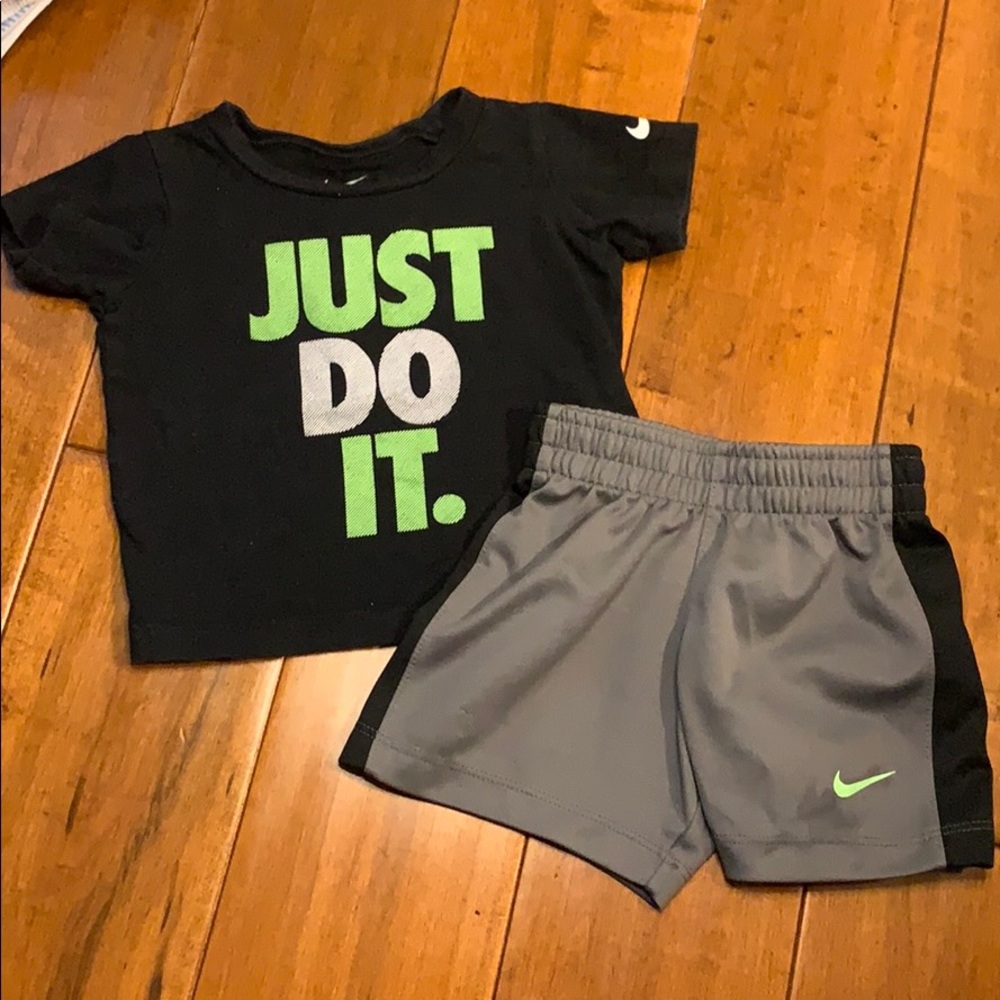Nike baby outfit